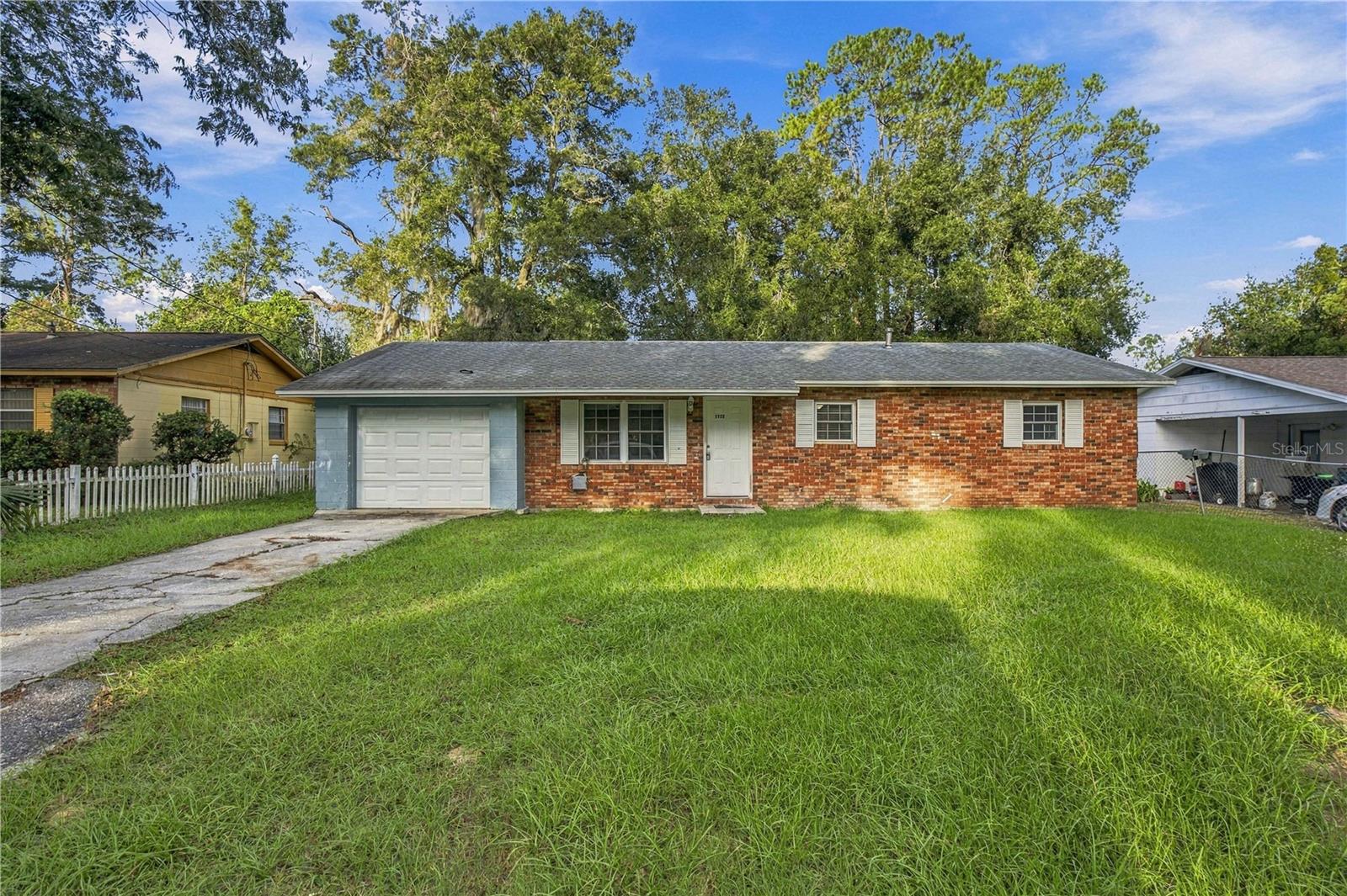 1322 NW 12th Ave