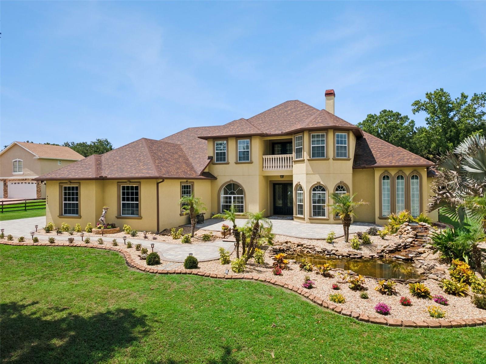4524 STONE WALL LN