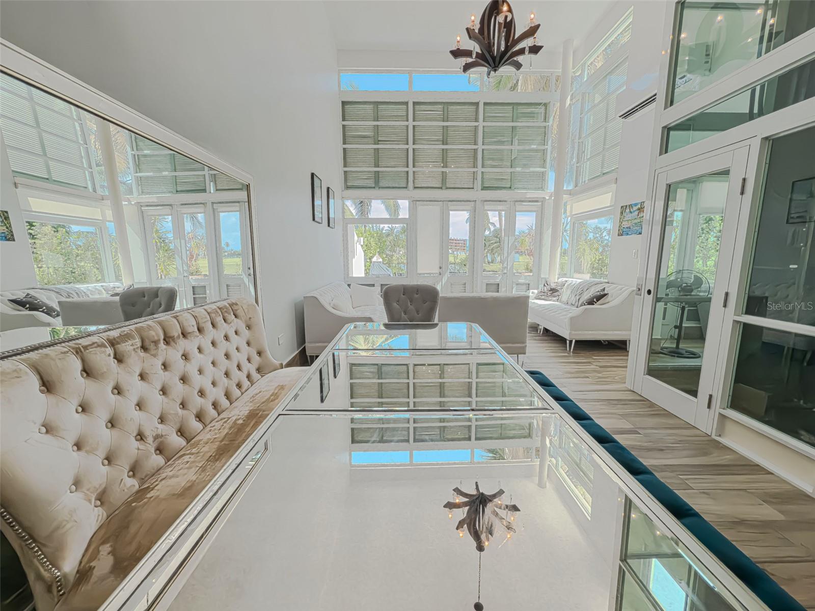 119 CALLE BOULEVARD