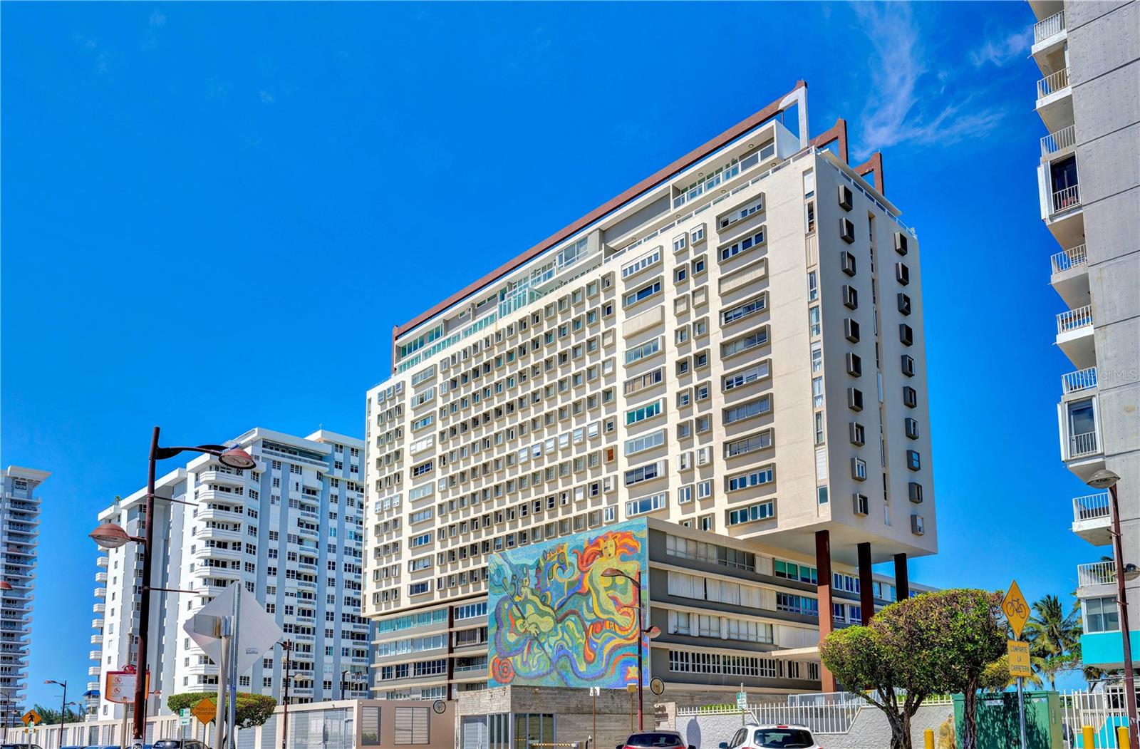 3307 ISLA VERDE AVE #1202