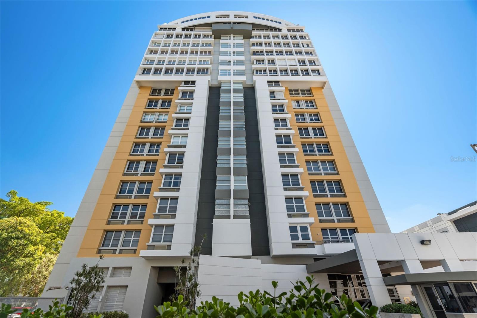 Plaza Athenee 101 ORTEGON AVENUE #402