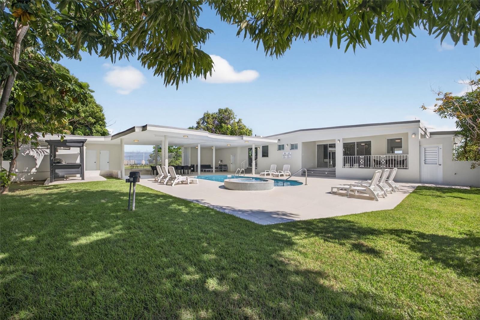 LOTE 15 CALLE ROBLES