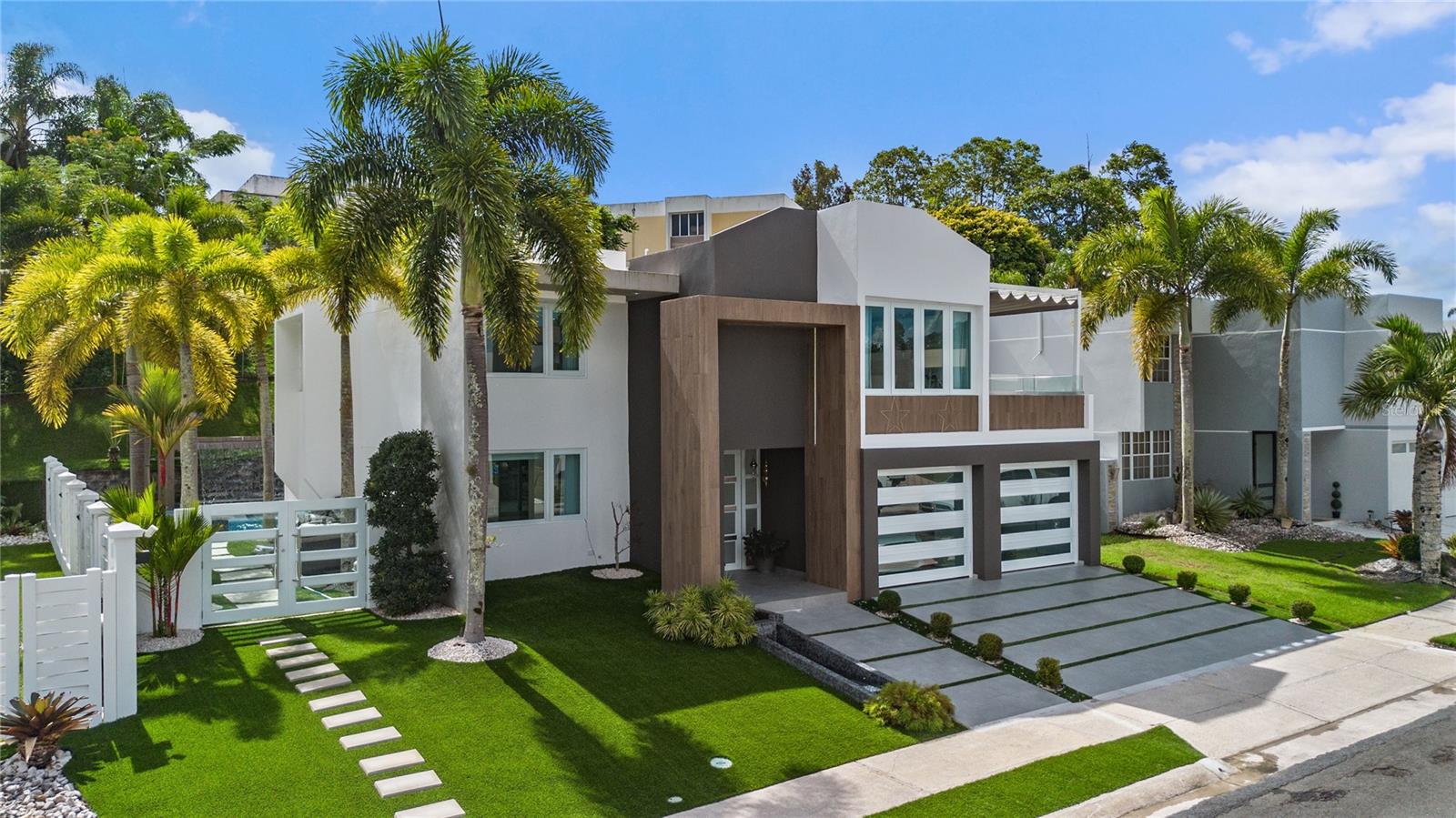 D-5 CALLE LA BORINQUEÑA