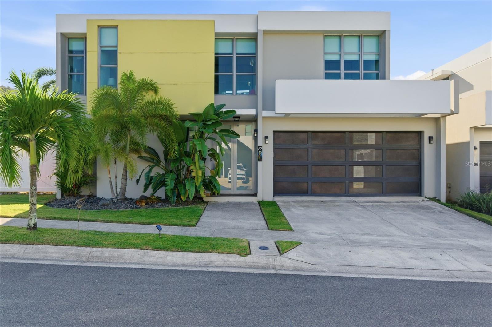 Calle Aurora MONTECIELO