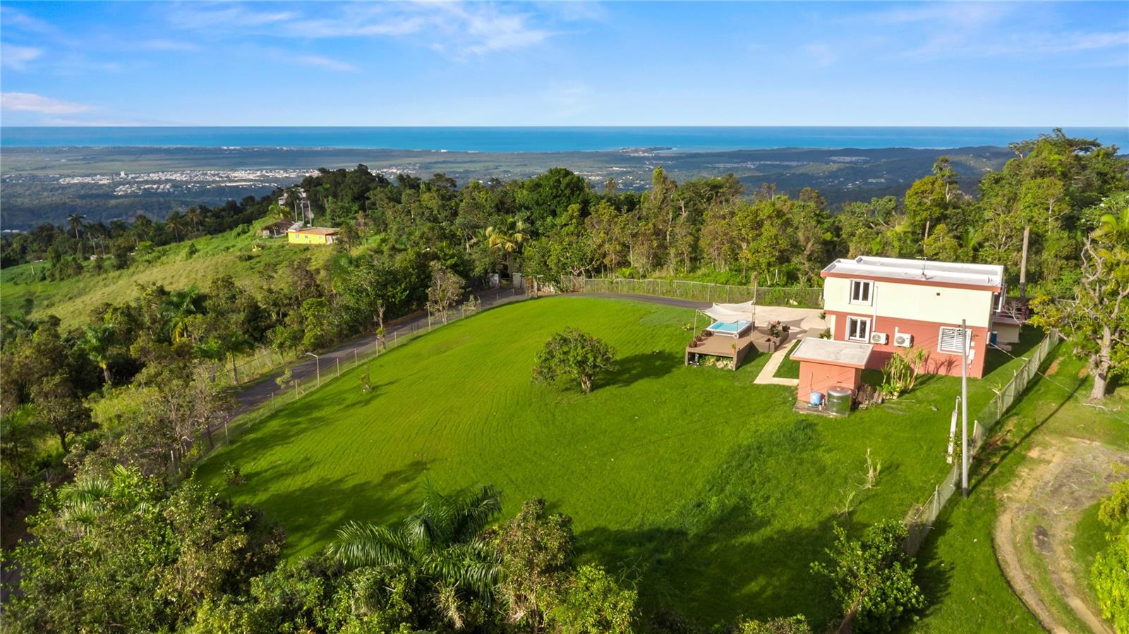 Carr. 960 Km. 17.6 BO.GUZMAN ARRIBA