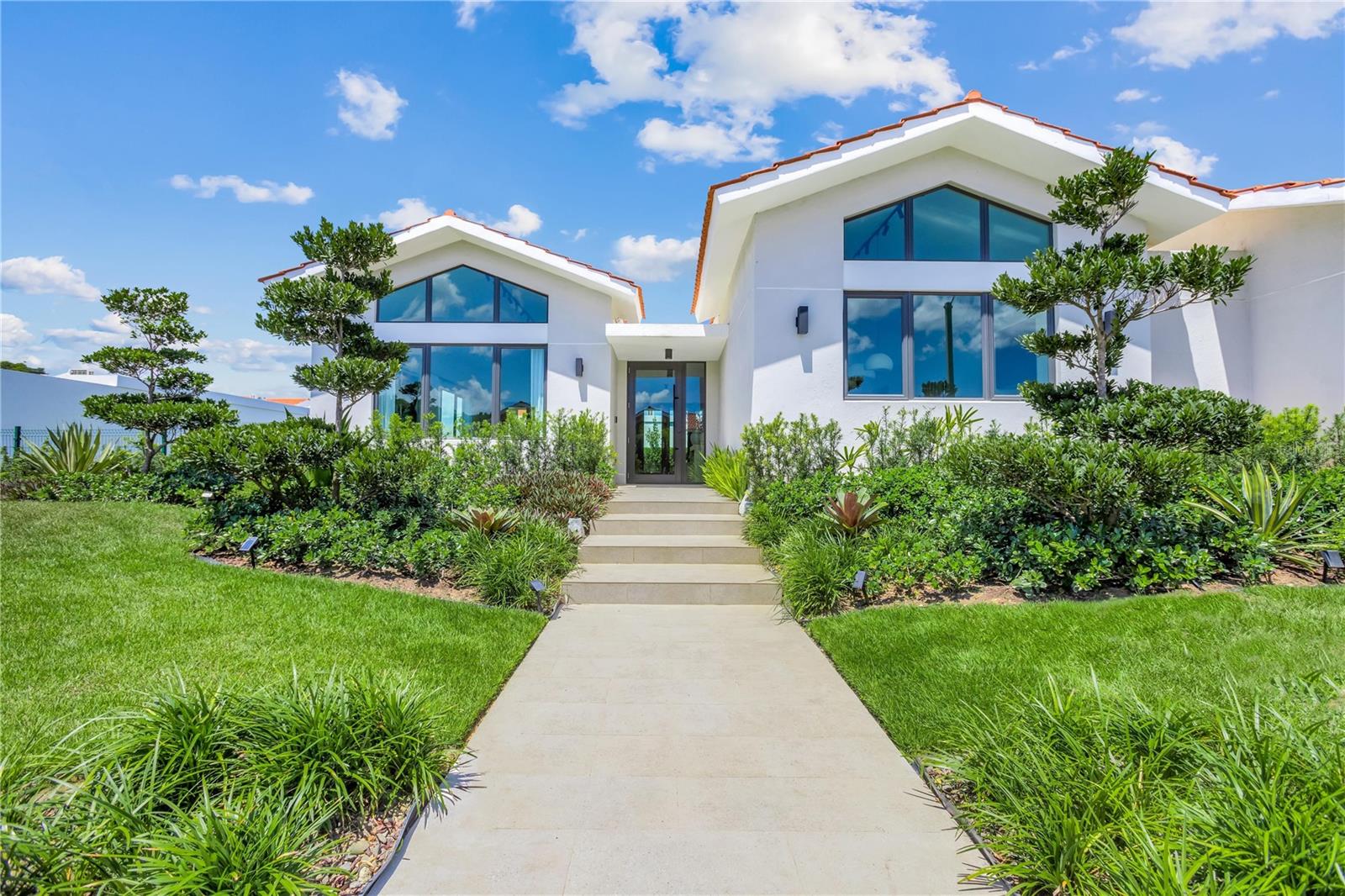 765 CAMINO DE LOS ANTURIOS