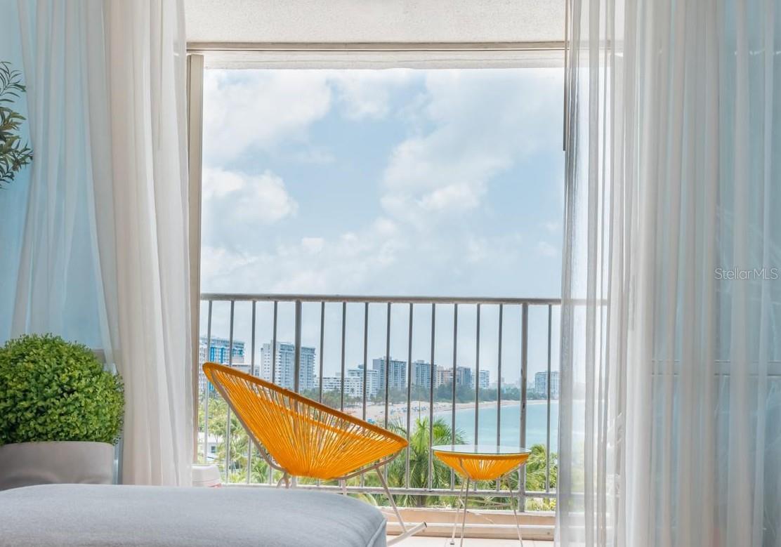 6165 AV, ISLA VERDE #669