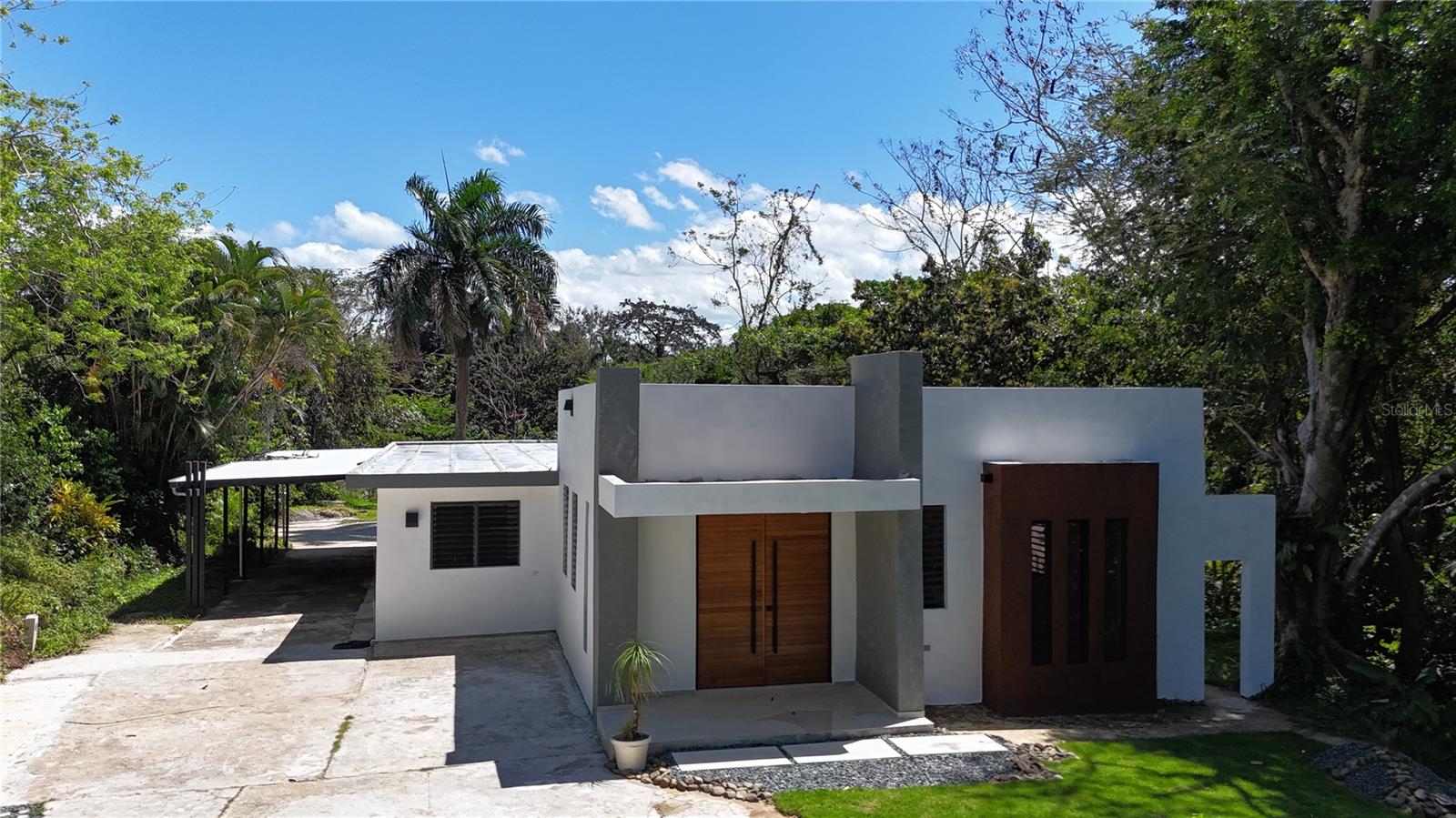 Carr 833 km 9.2 RIVERSIDE #8