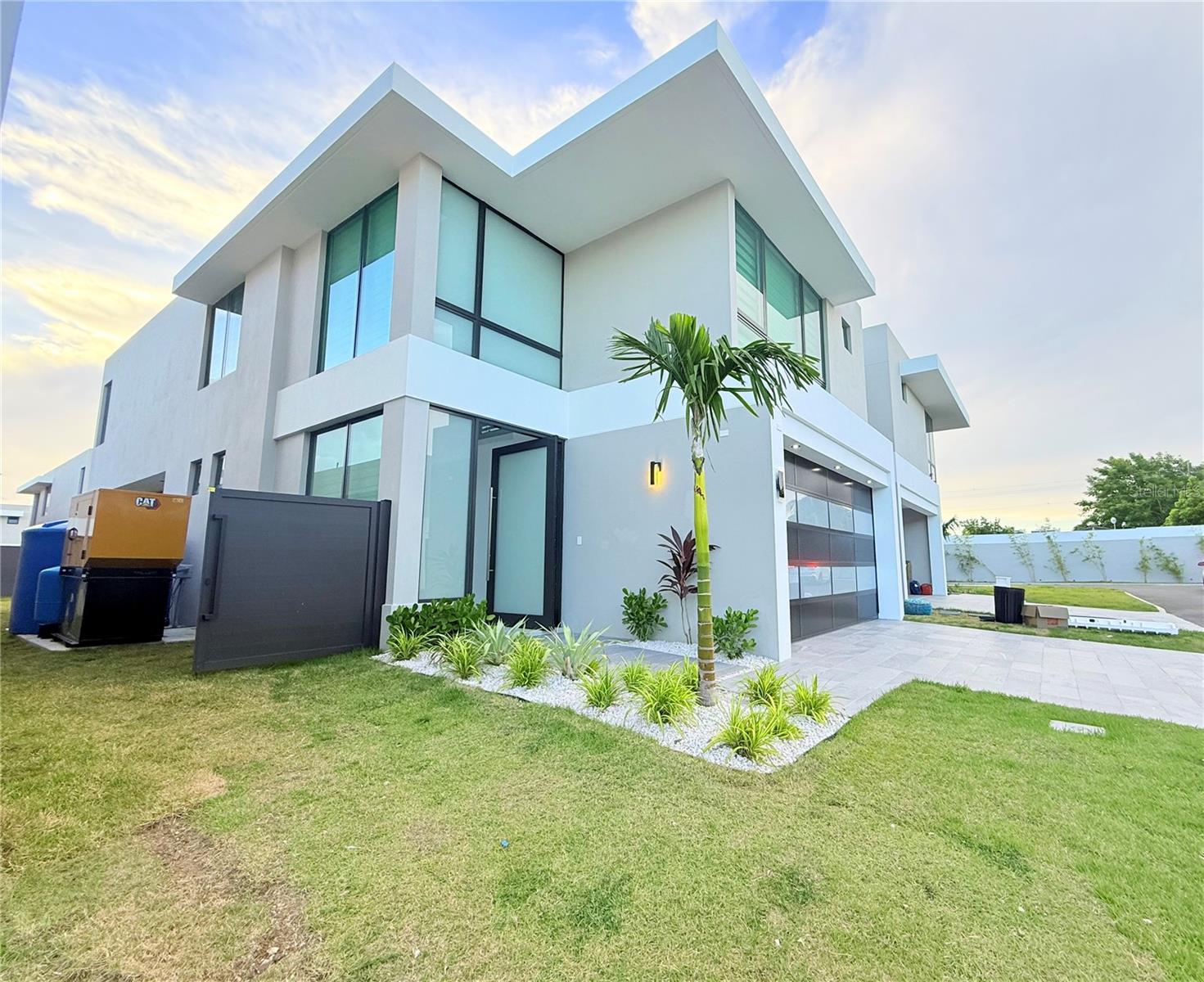 URB RIVERIA PARKVIEW CALLE JASPER #122