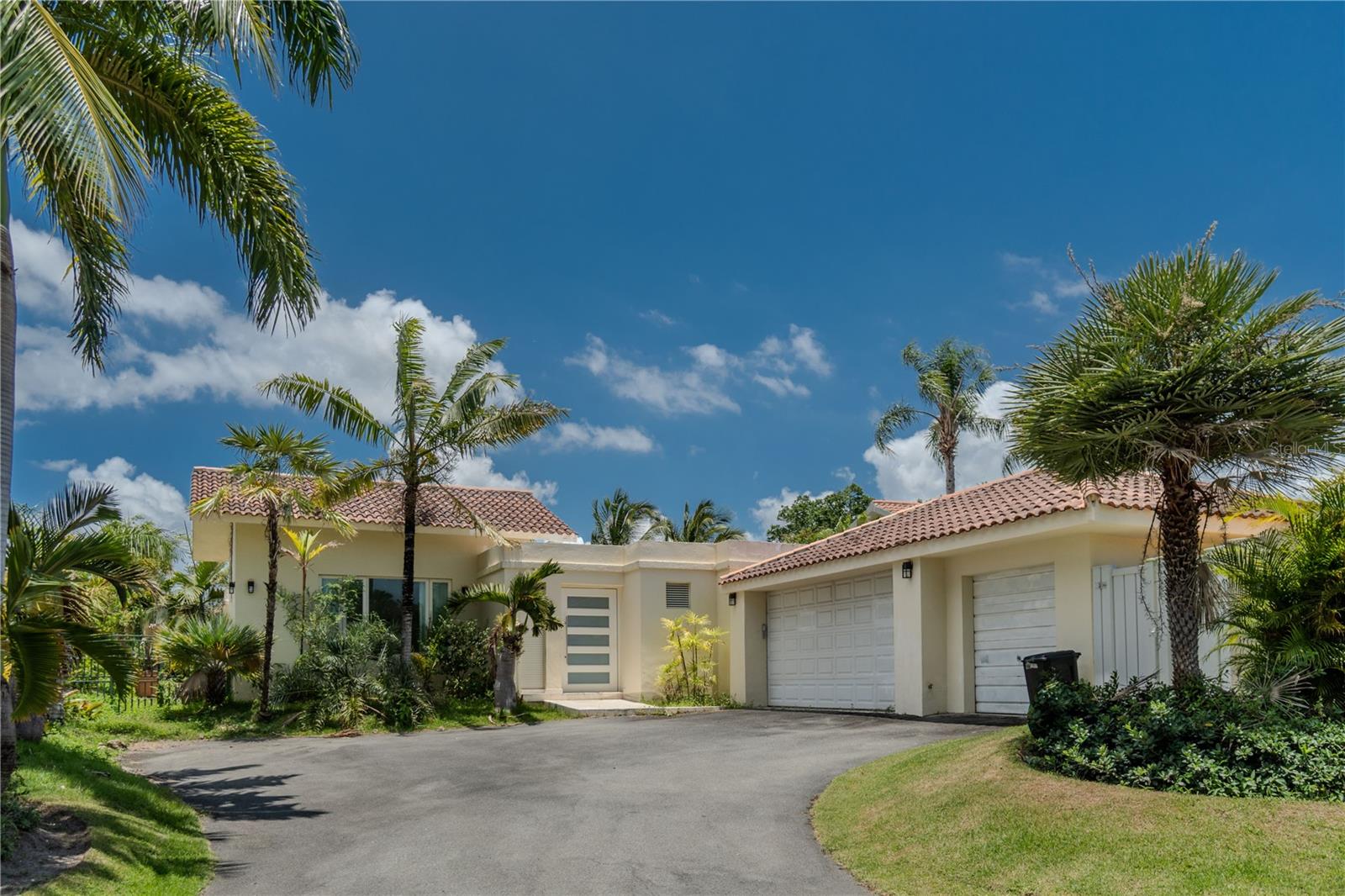 133 DORADO BEACH EAST