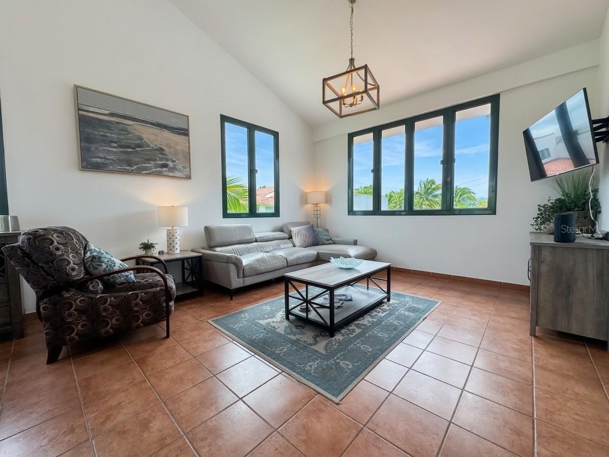 6000 BLVD RIO MAR #3903