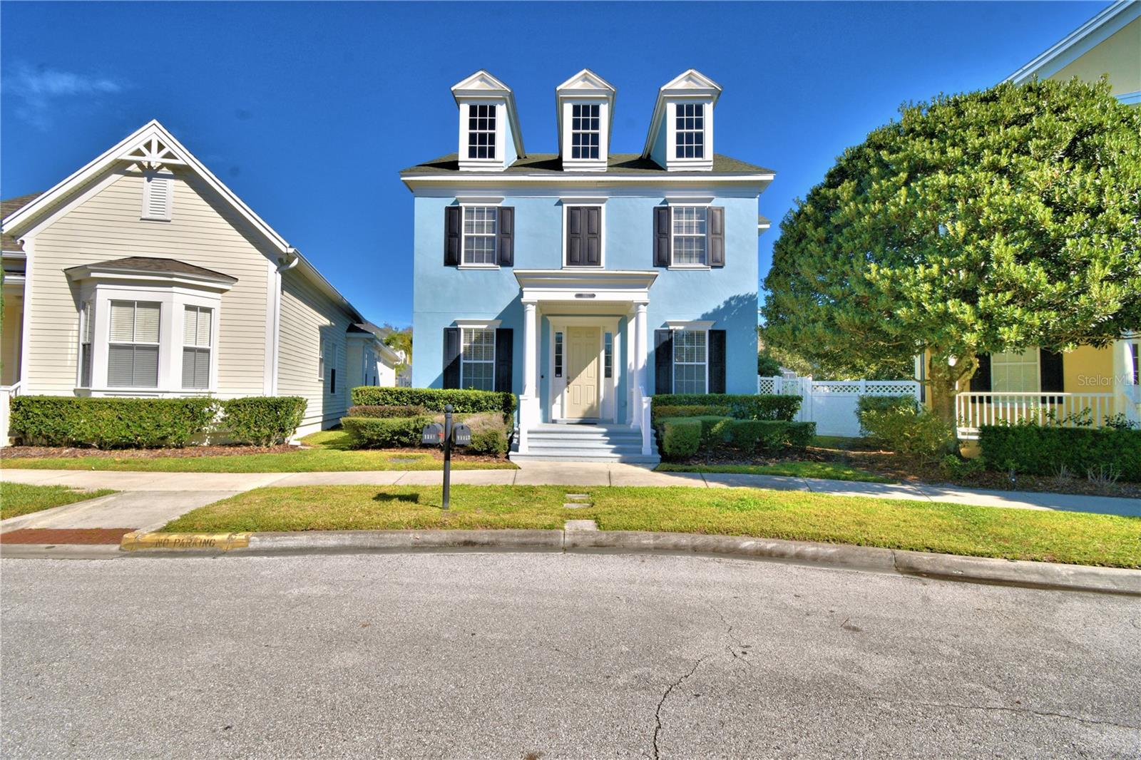 1111 OSCAR SQ