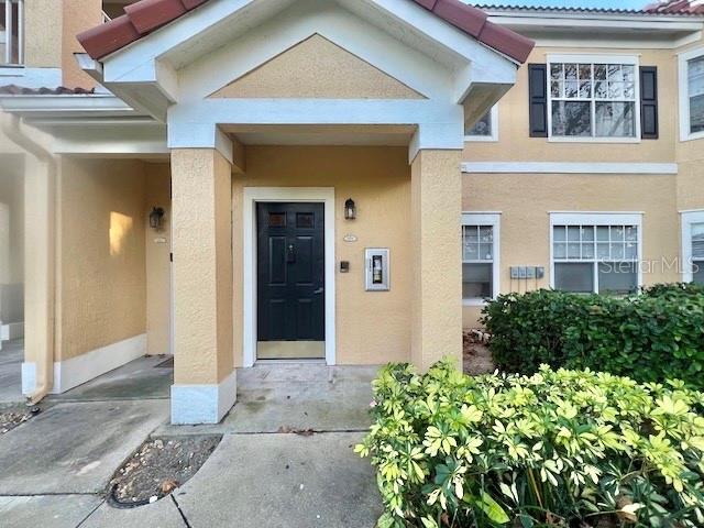 424 ARBOR LAKES CIR #424