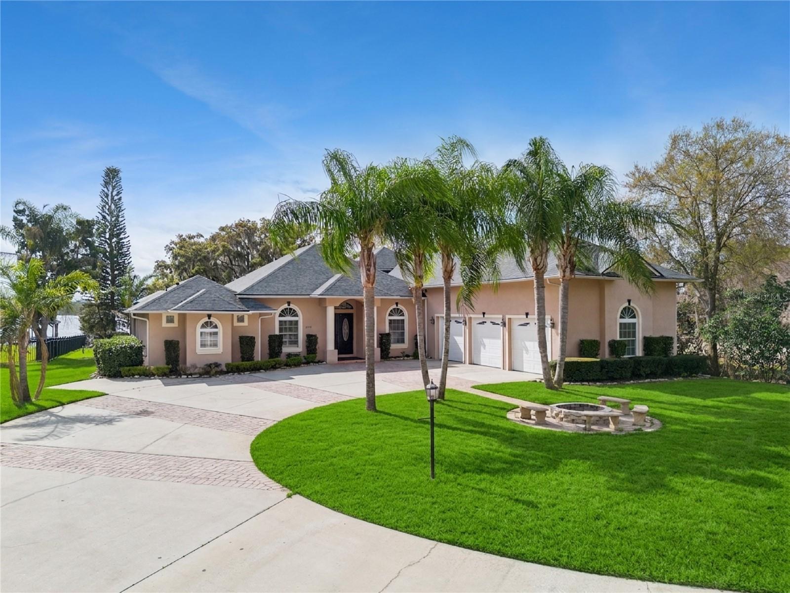 6358 OAK SHORE DR