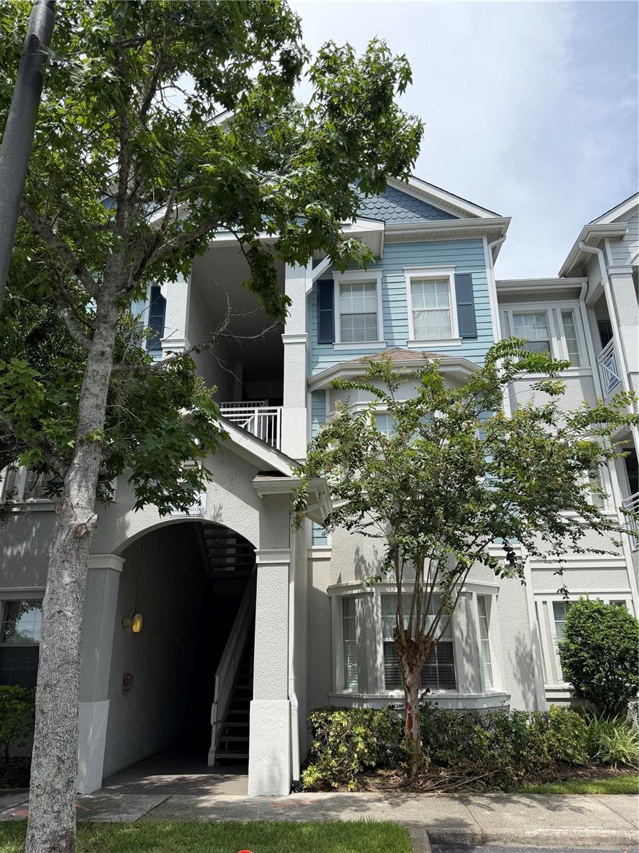 5254 CANE ISLAND LOOP #204