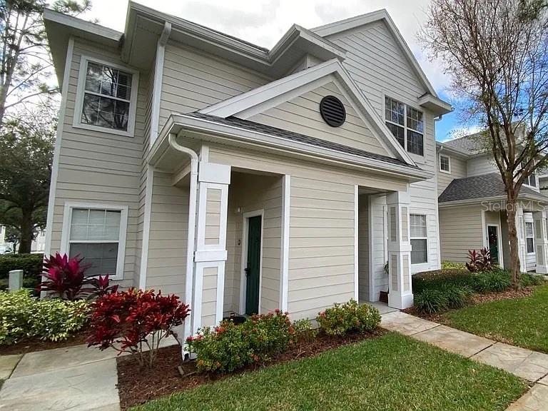 1301 EASTERN PECAN PL #208