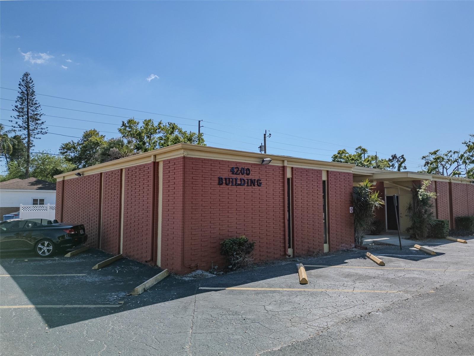 4200 Central Ave S, St Petersburg, FL 33711