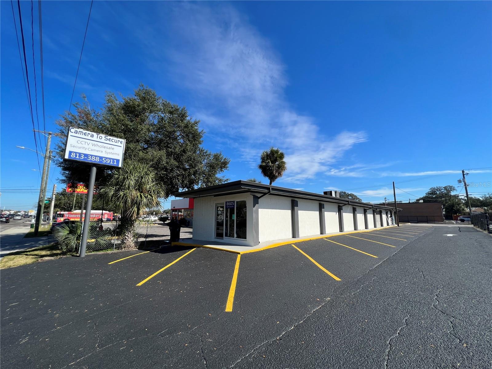 8610 N Suwanee Ave, Tampa, FL 33604