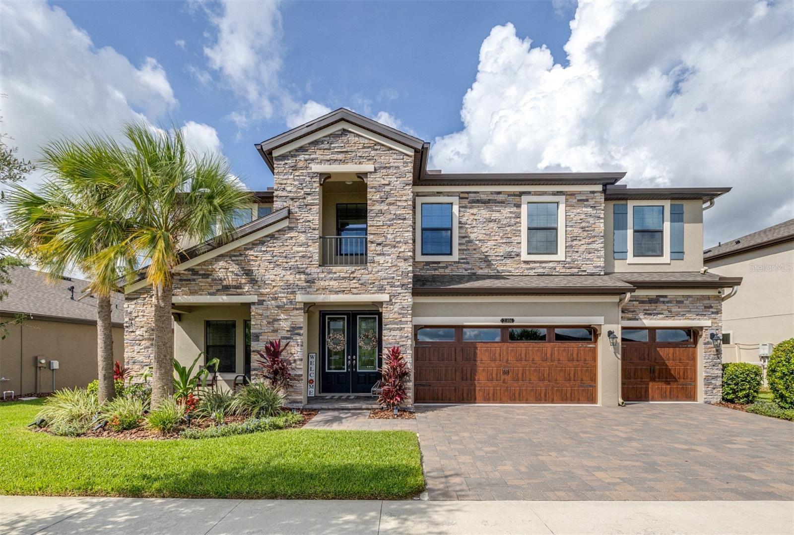21896 EMORY OAK PL