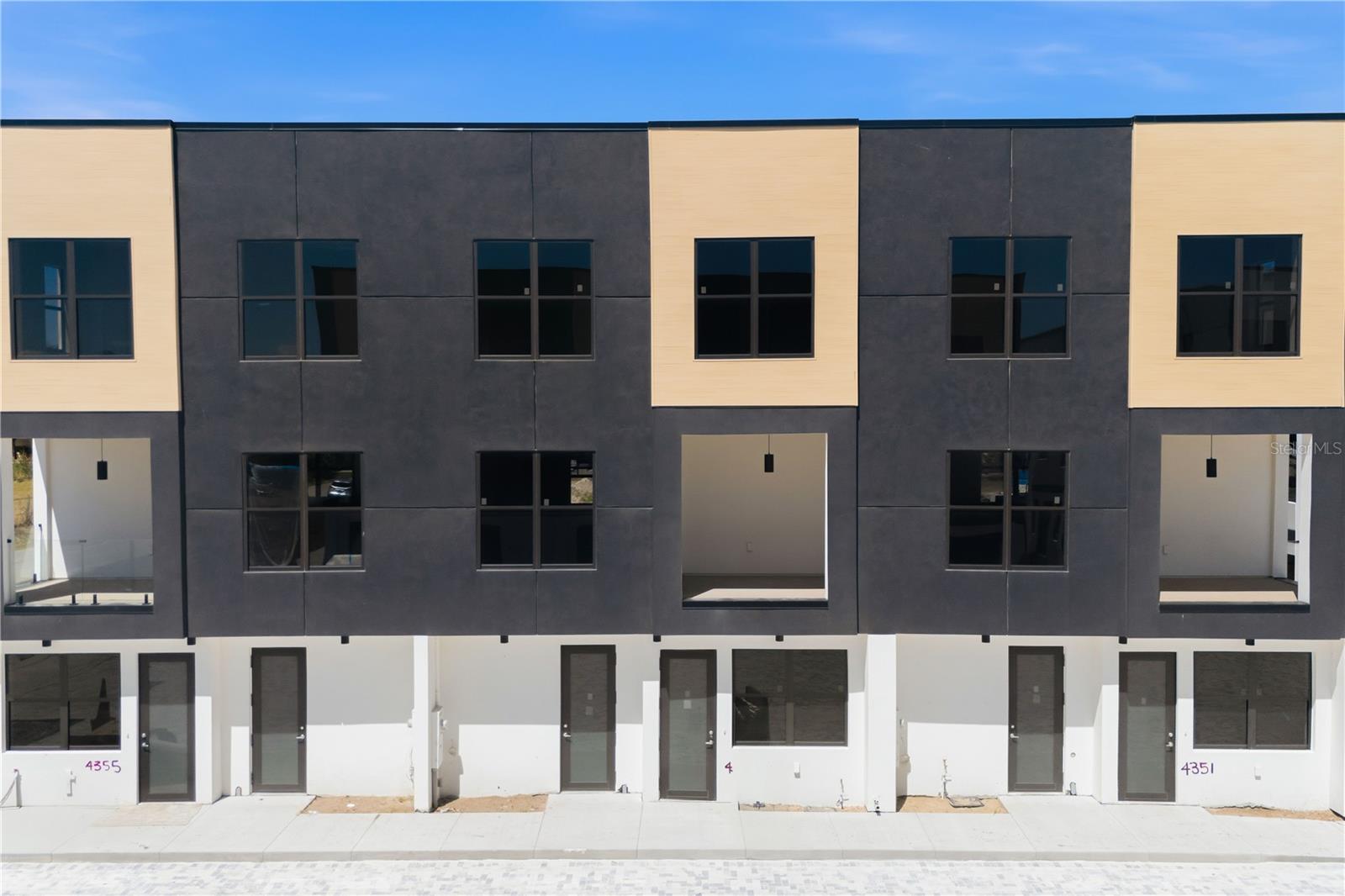 4353 FONTANAROSA VILLAGE CT