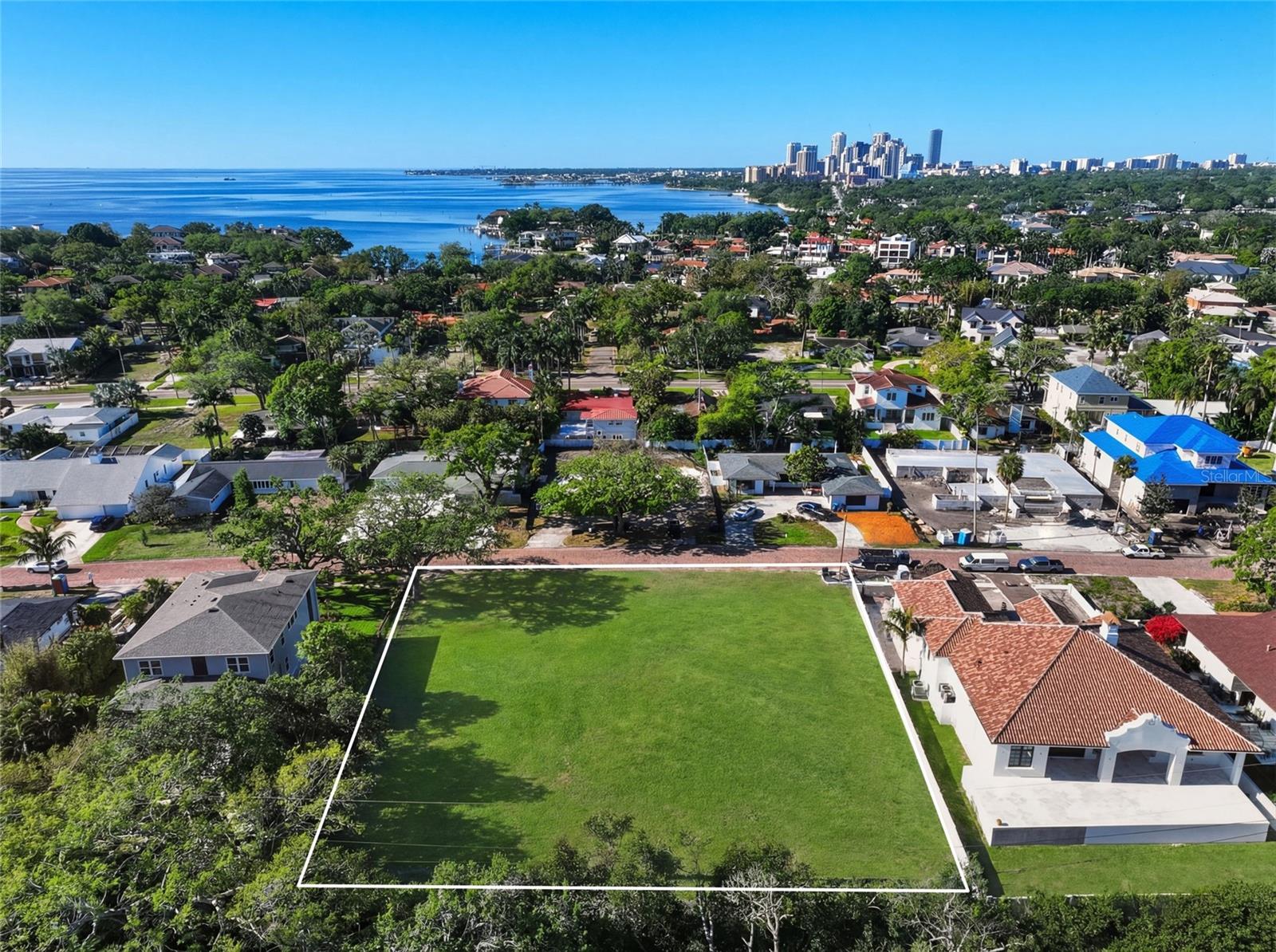 300 RAFAEL BLVD NE
