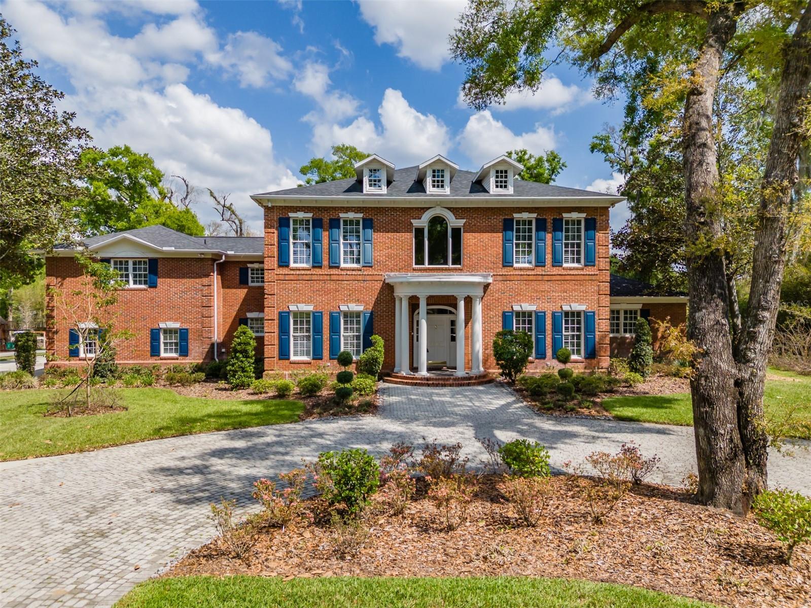 1816 S DOVER RD