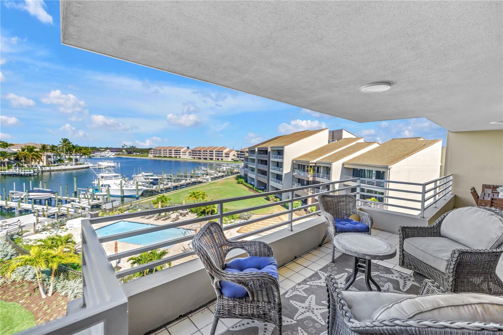 2795 KIPPS COLONY DR S #305