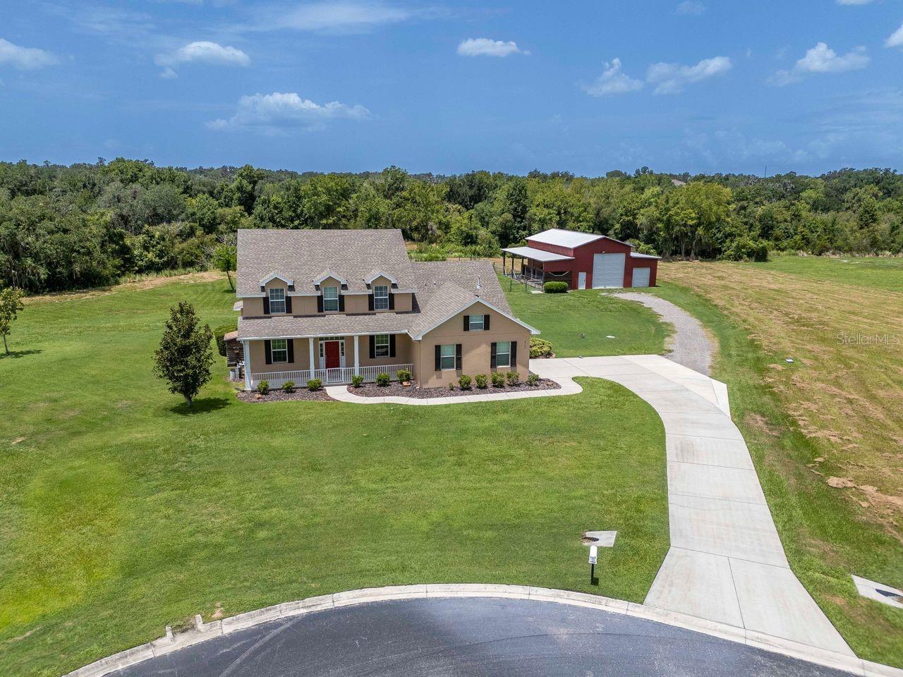 8703 ALAFIA HILLS DR
