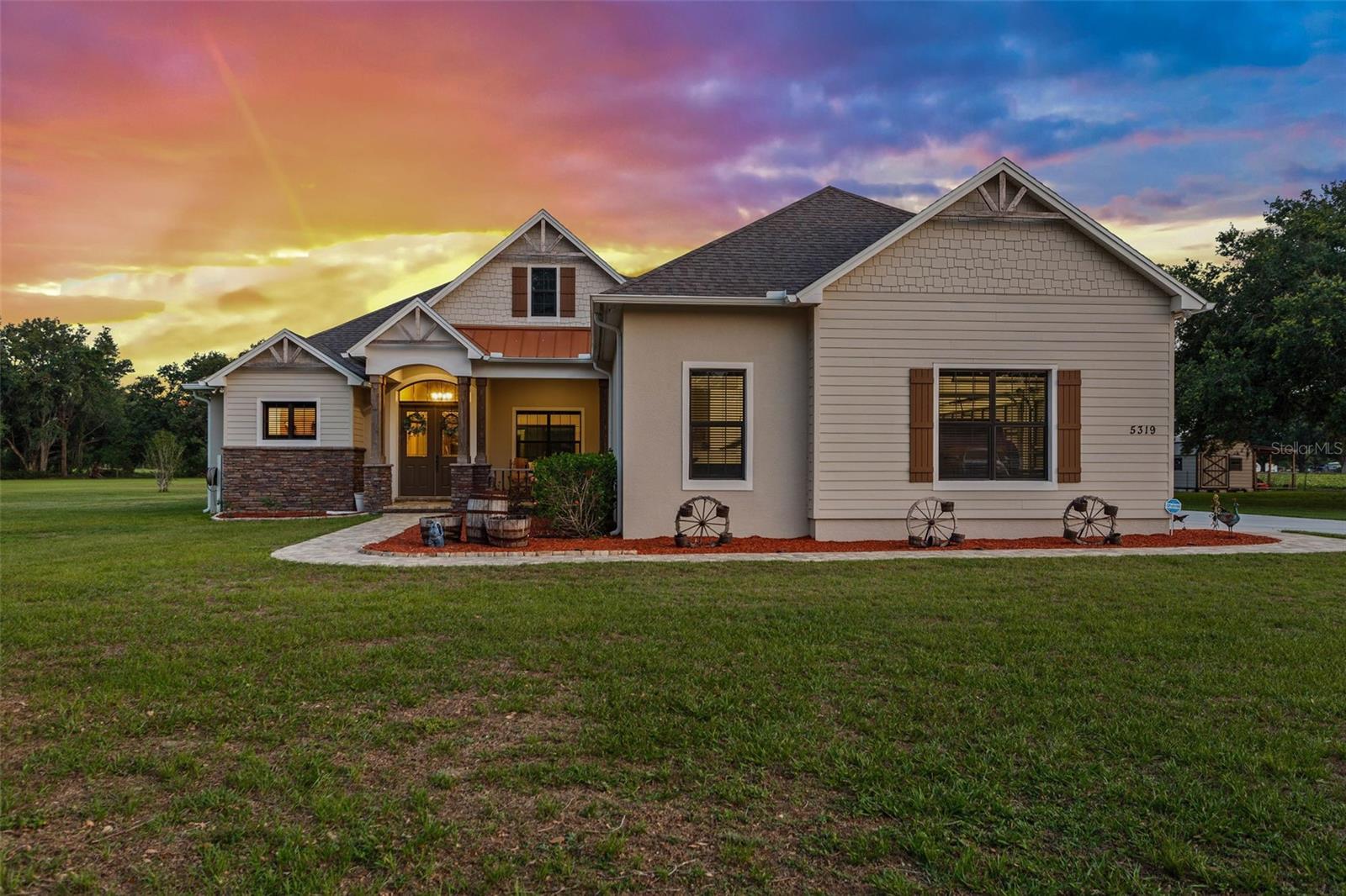 5319 W TRAPNELL RD