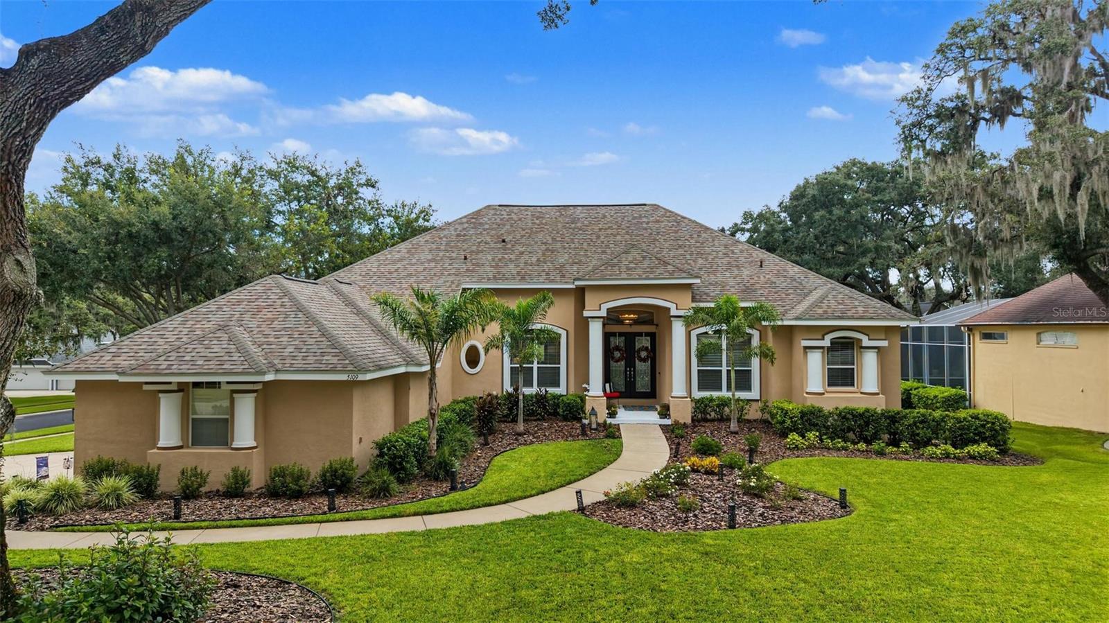 5109 SYLVAN OAKS DR