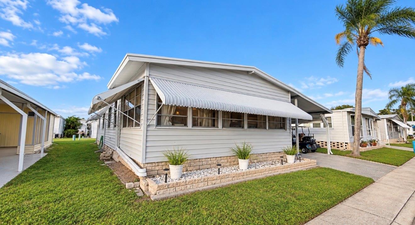 1100 Belcher Rd S 713