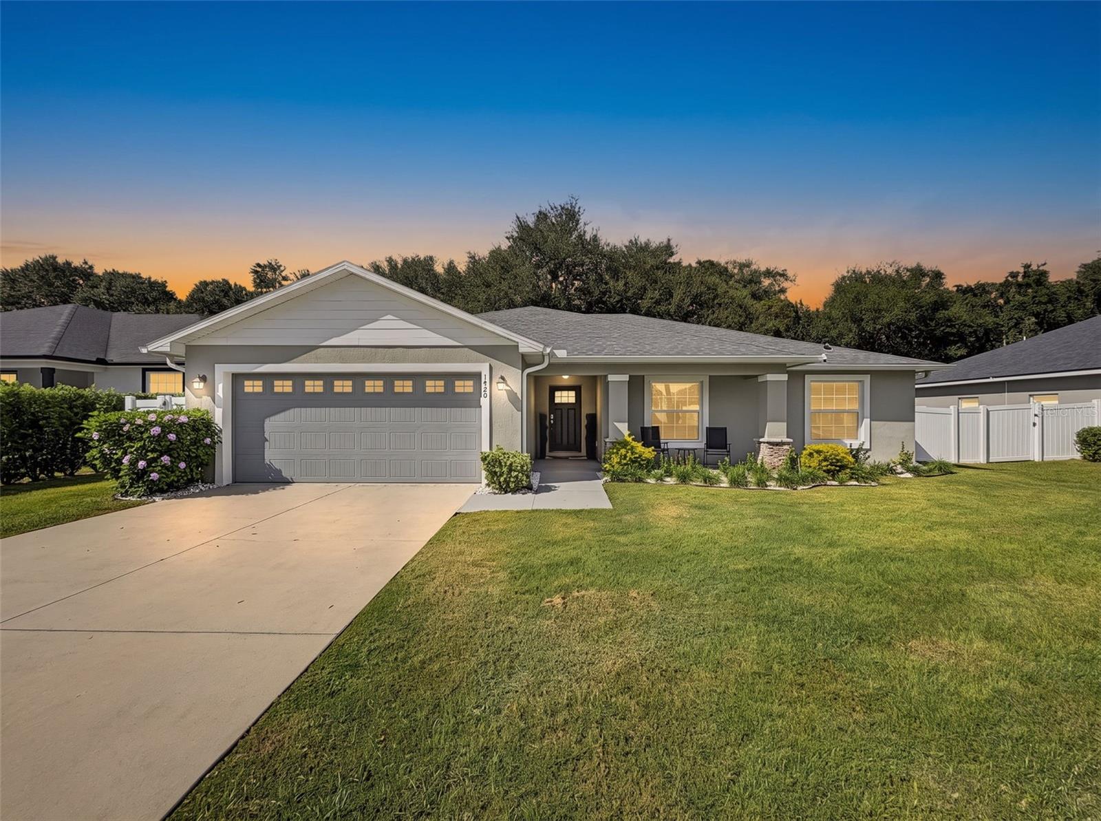 1420 Magnolia Ln