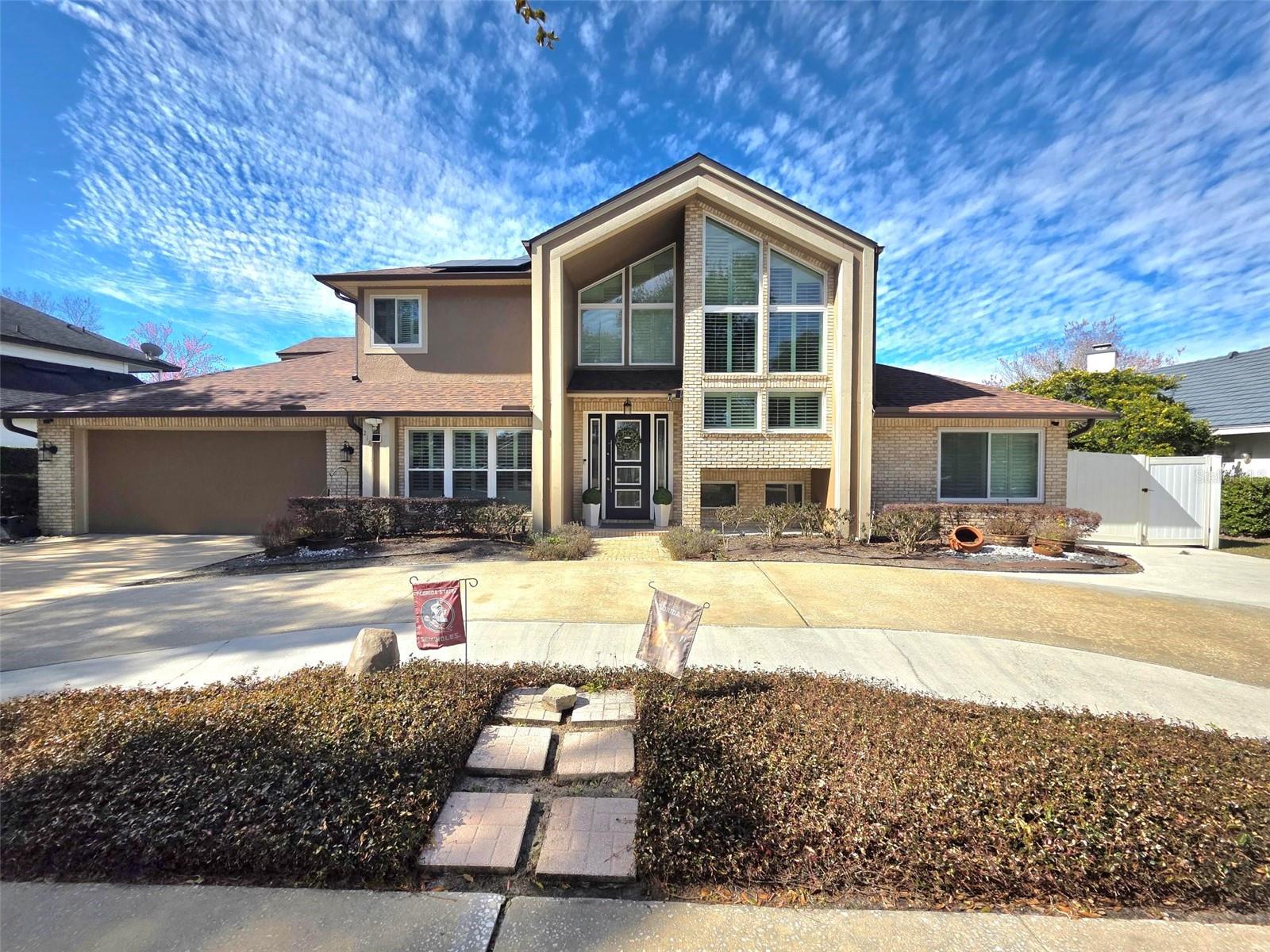 218 S SHADOWBAY BLVD