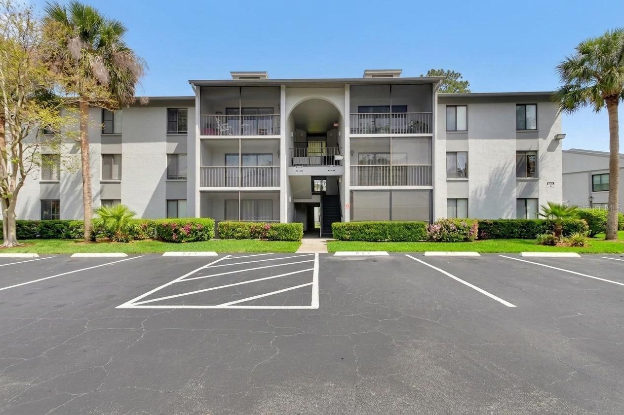 1224 S PINE RIDGE CIR #24