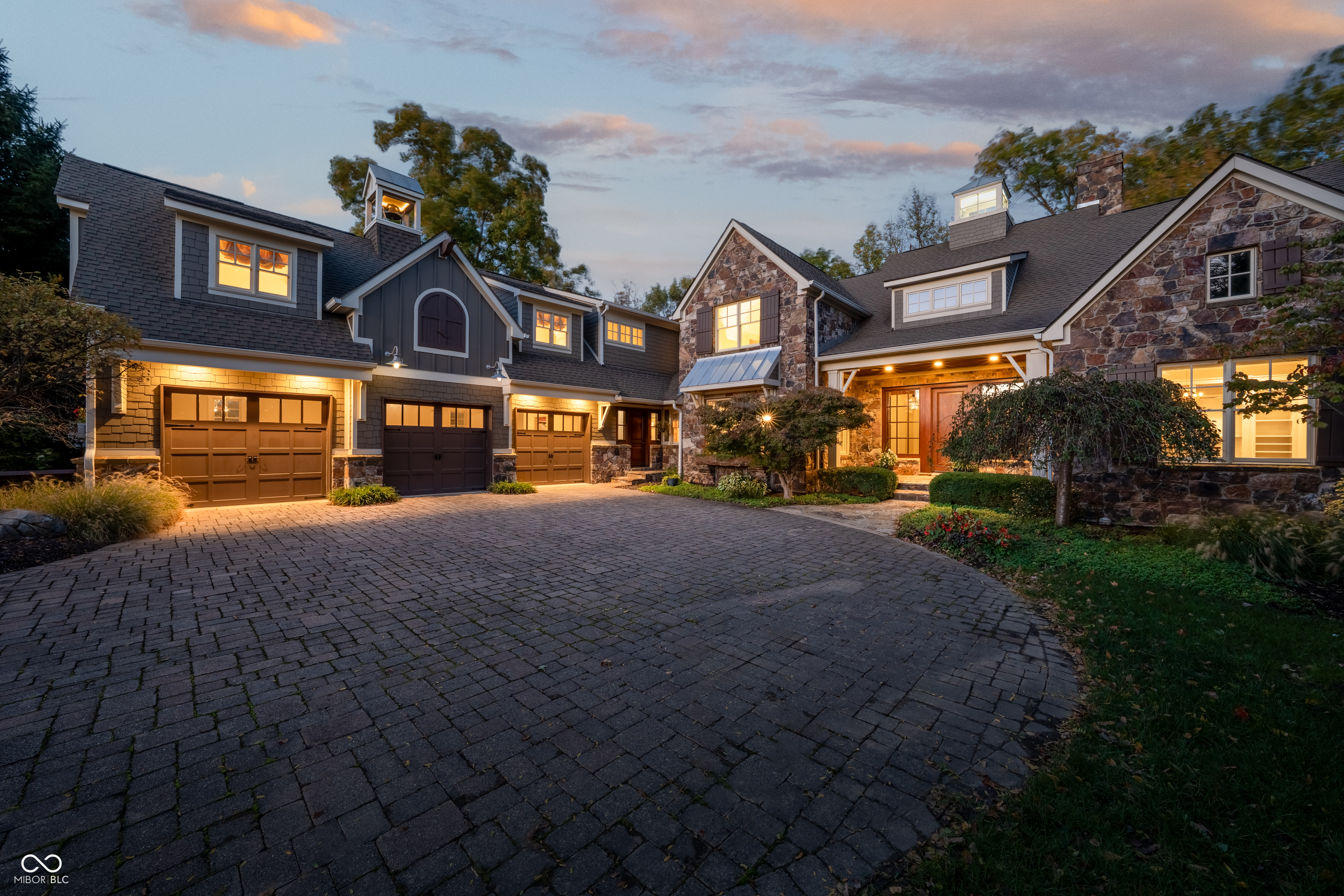 1236 Emerald Viking Court