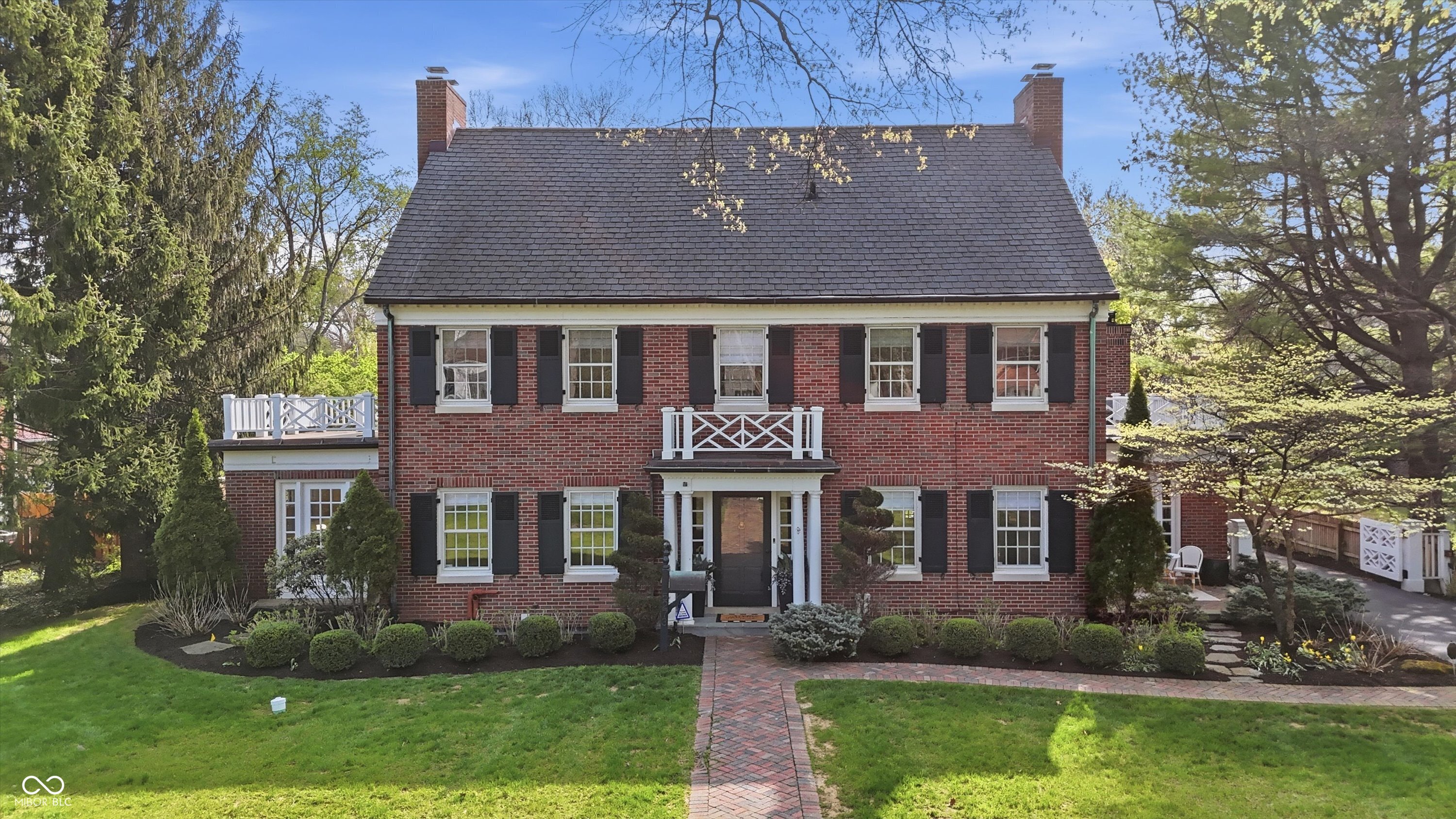 5273 N Illinois Street