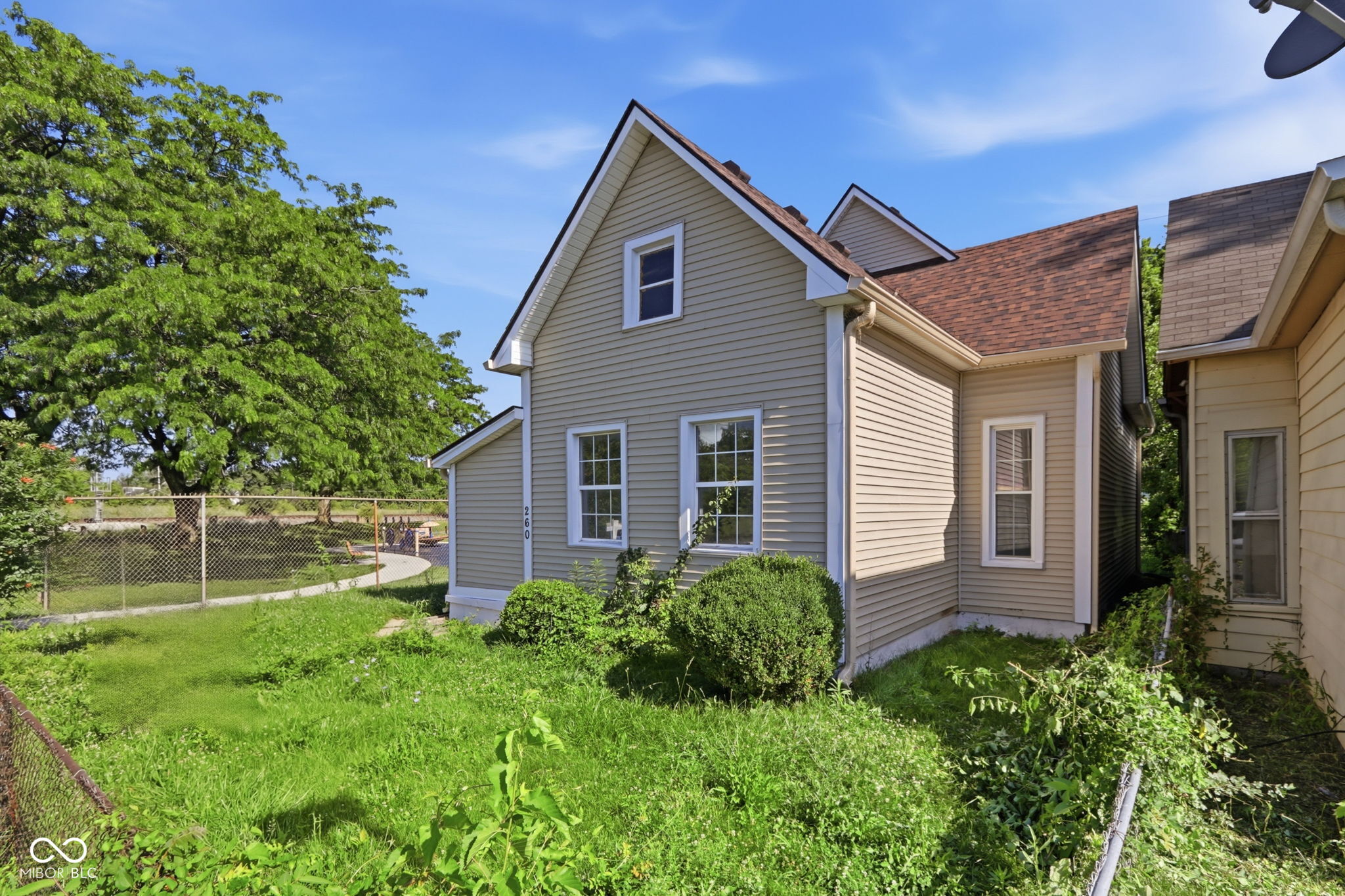 Property photo 2
