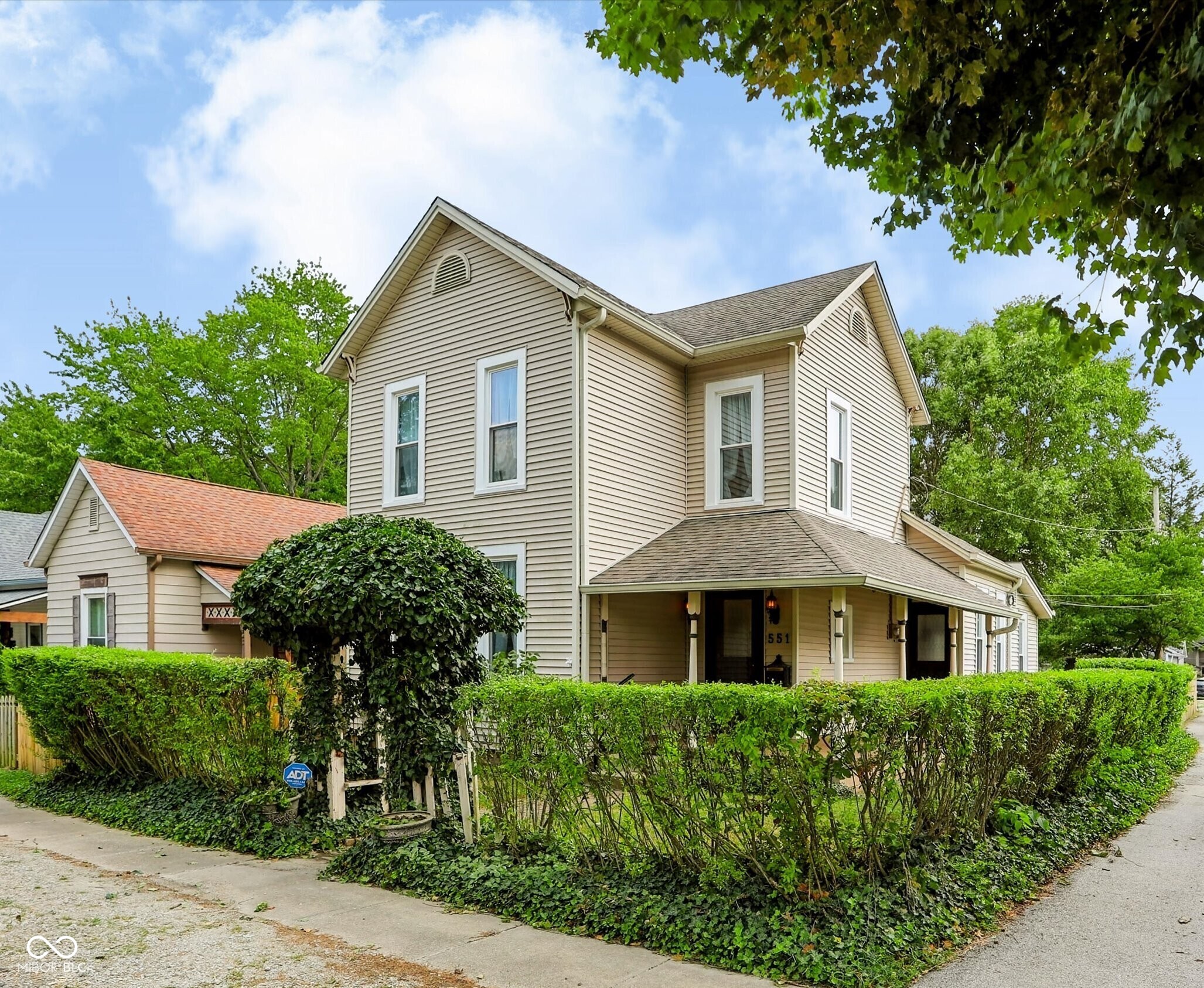 Property photo 1