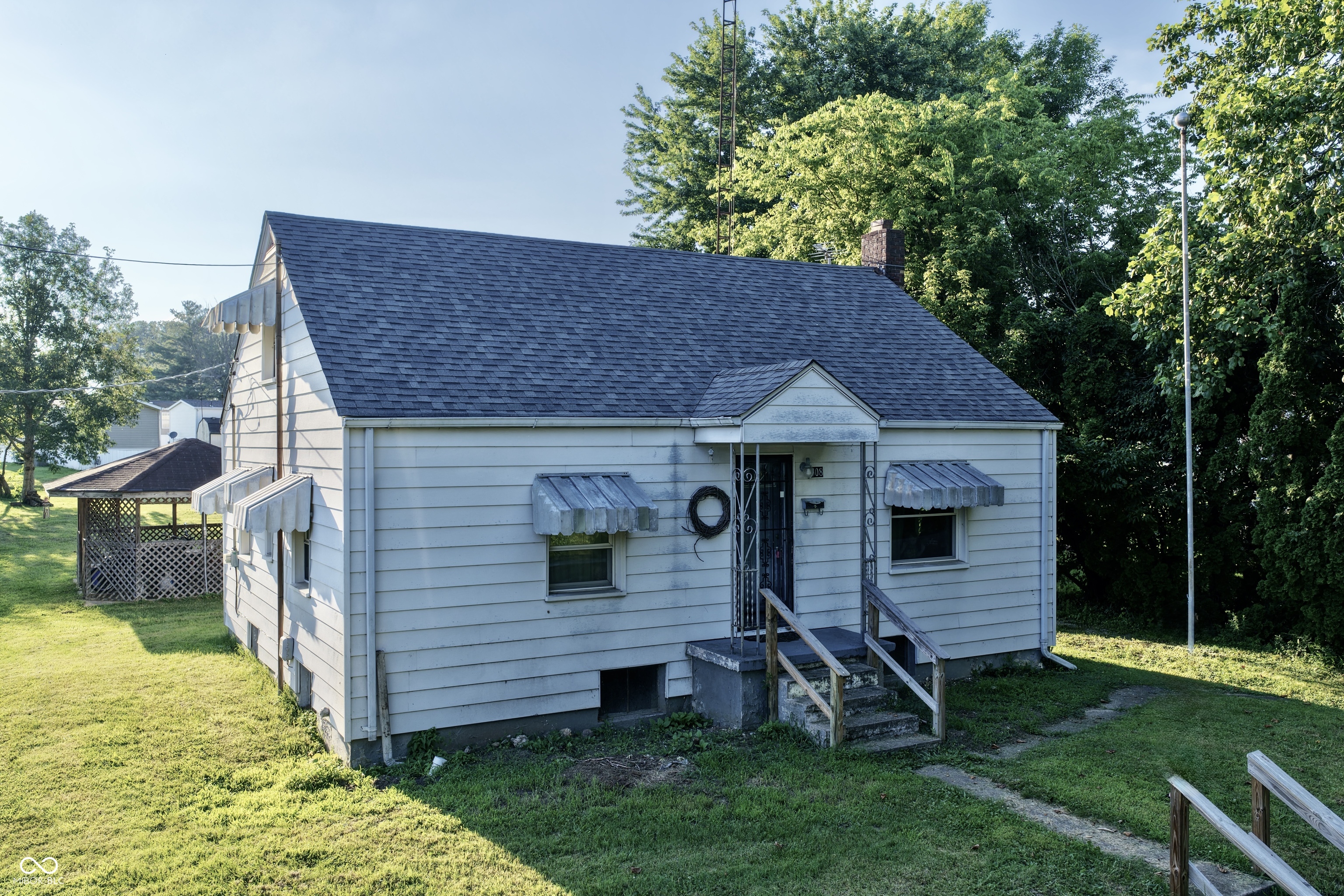 Property photo 2