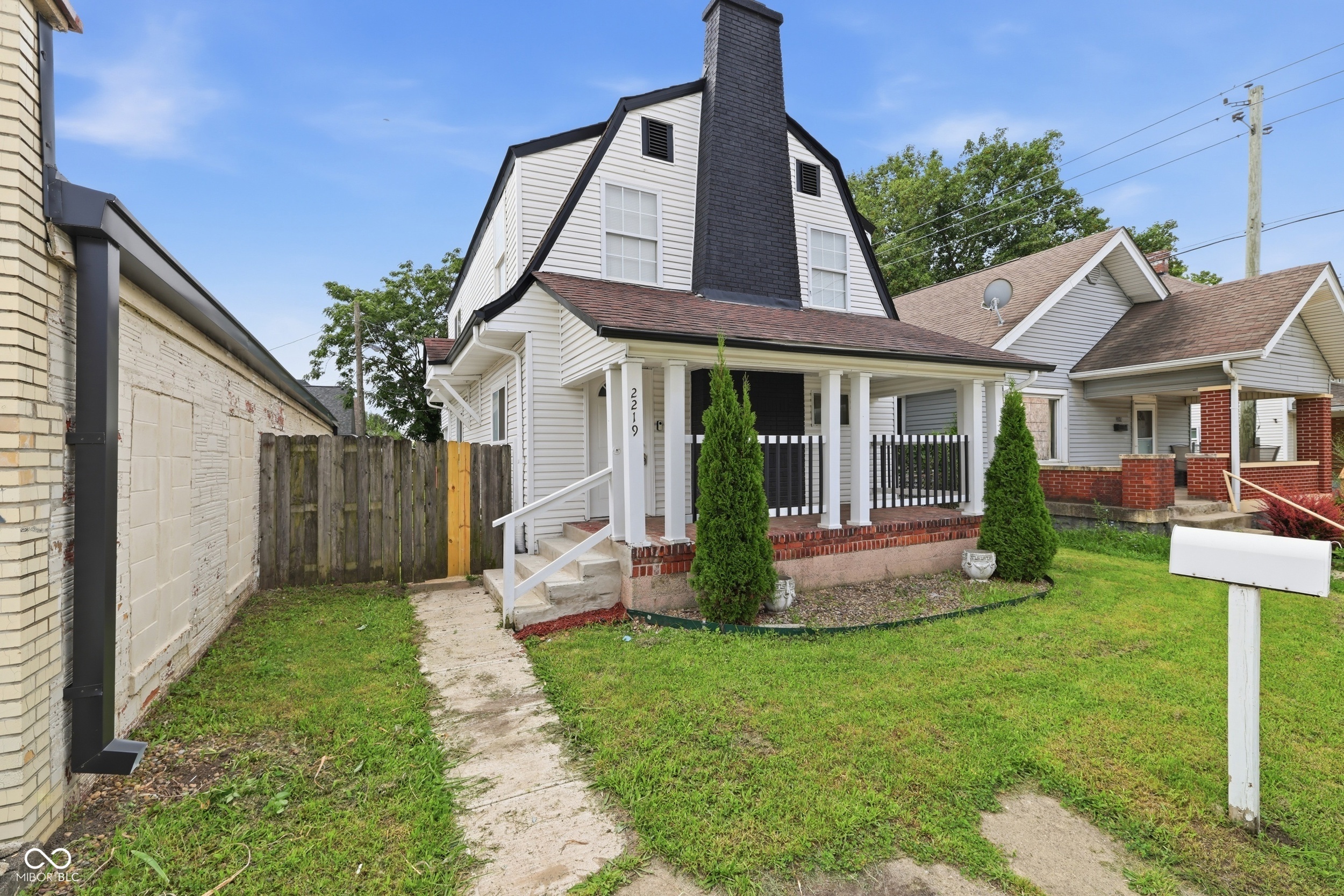 Property photo 1