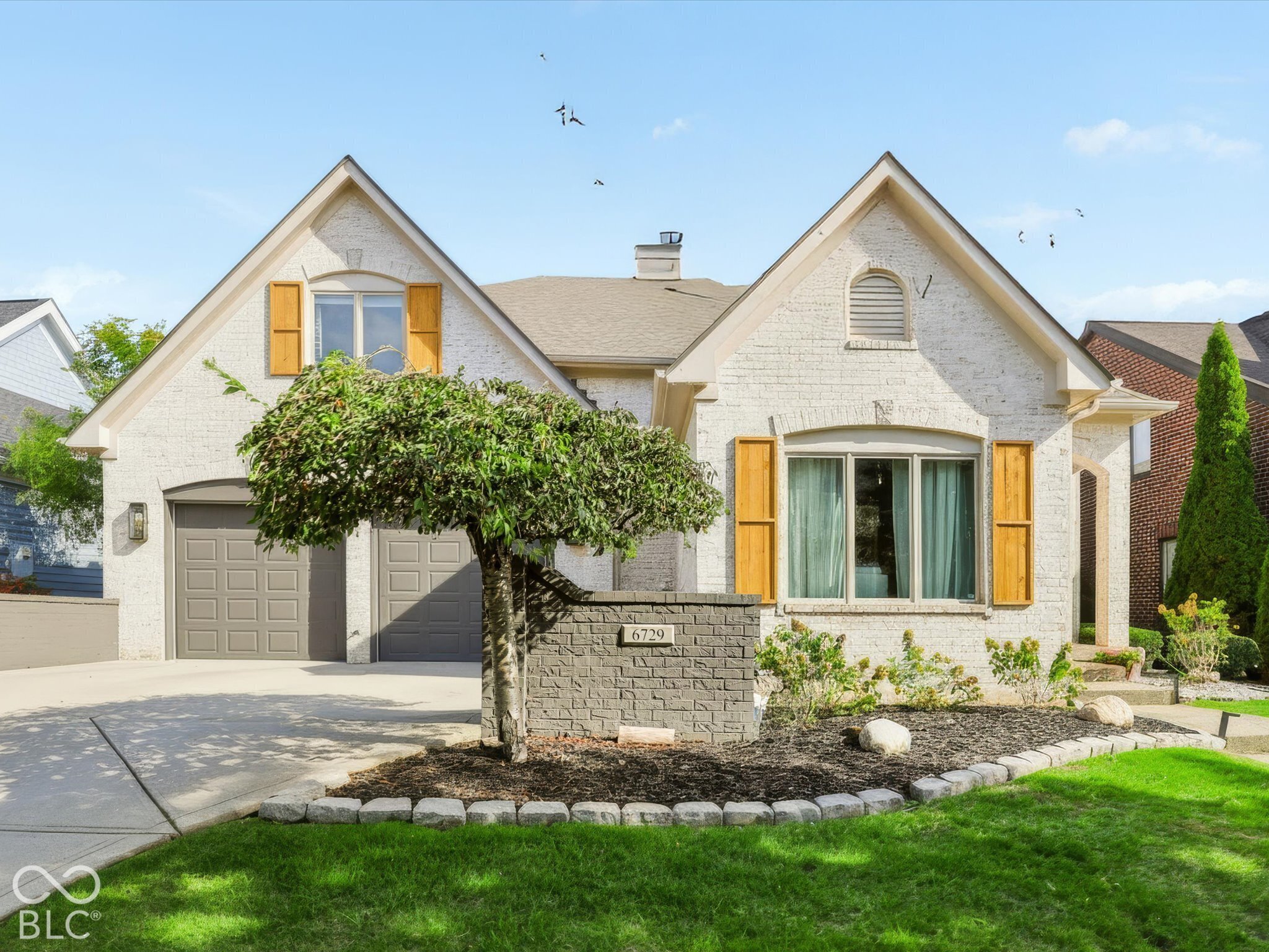 6729 W Stonegate Drive