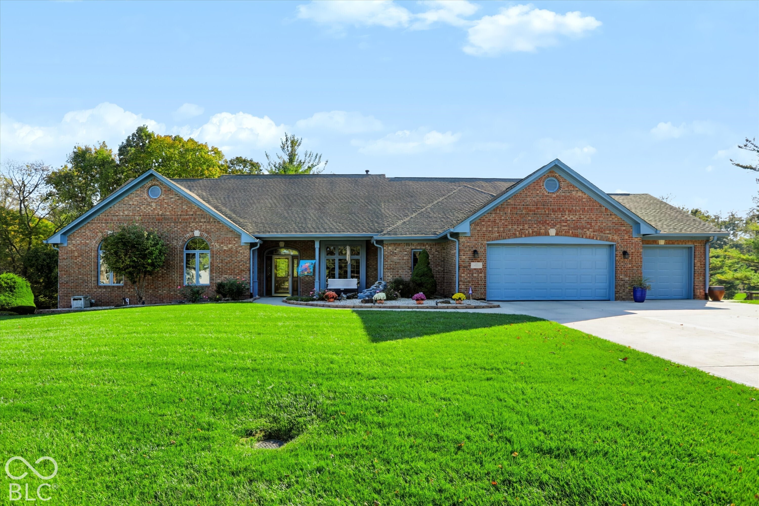 335 Creekbend Lane