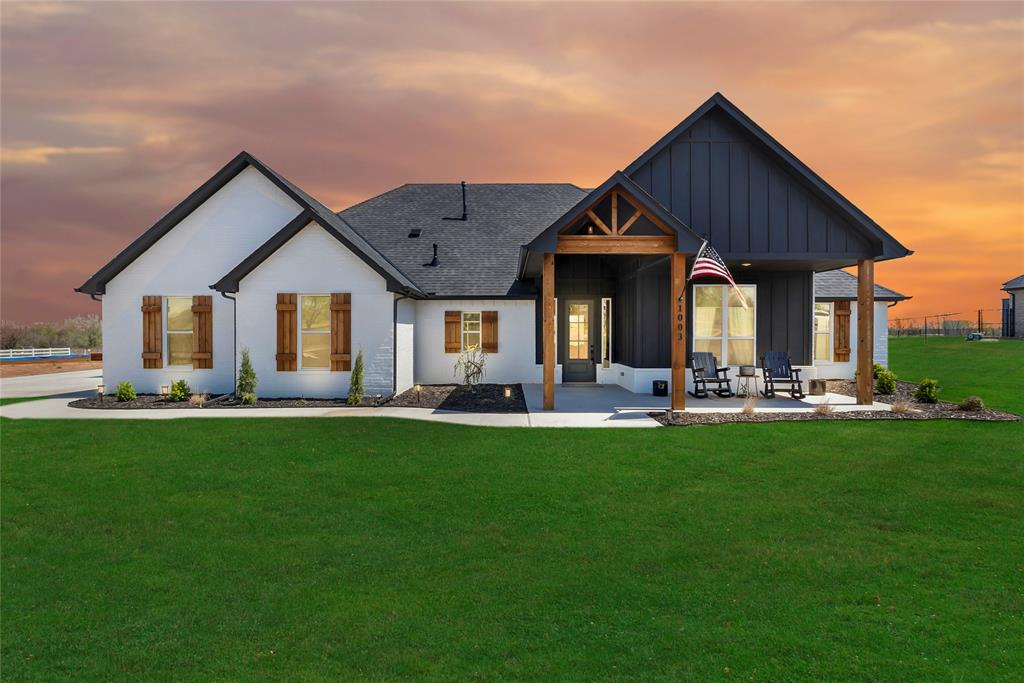 1003 Heritage Hills Drive