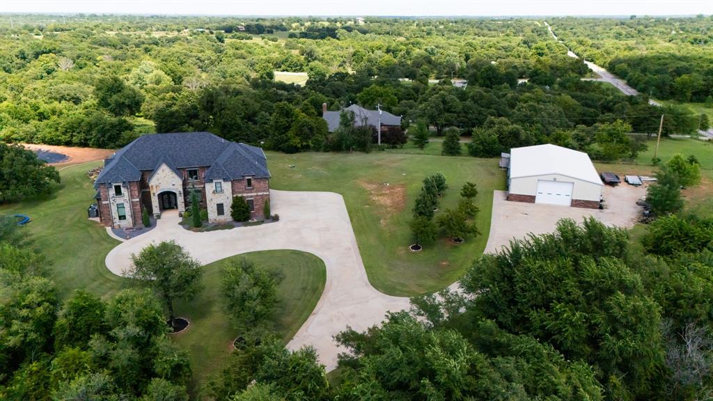 8000 Roby Road
