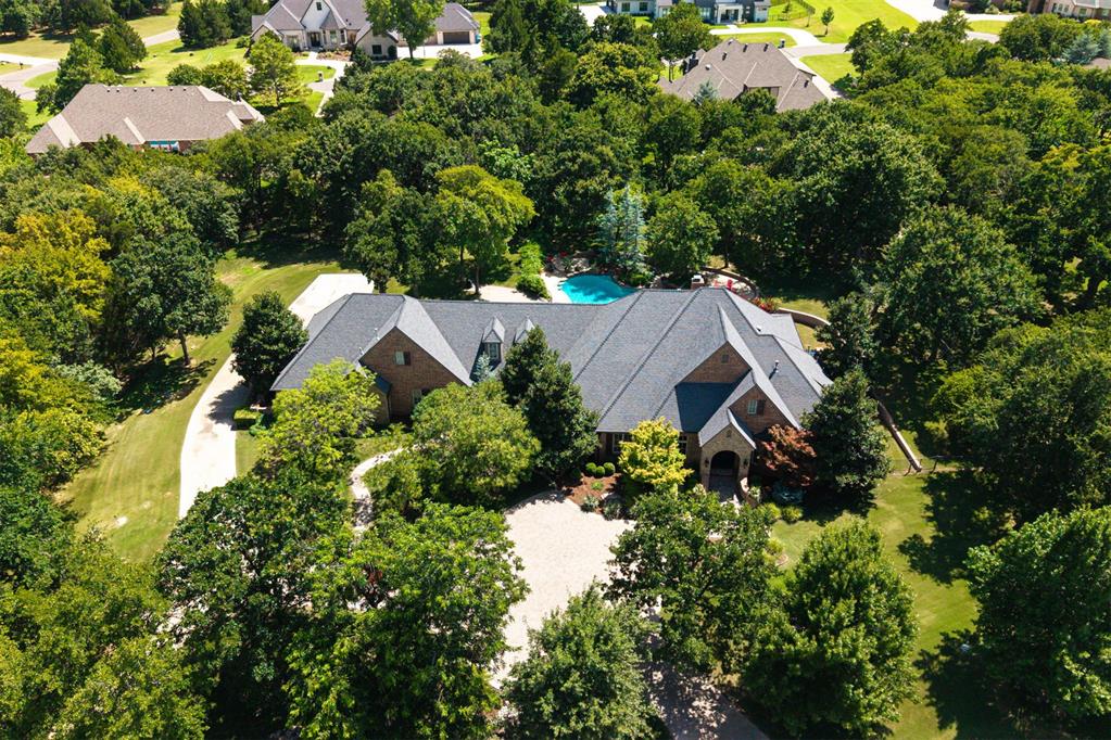 2825 Perth Drive
