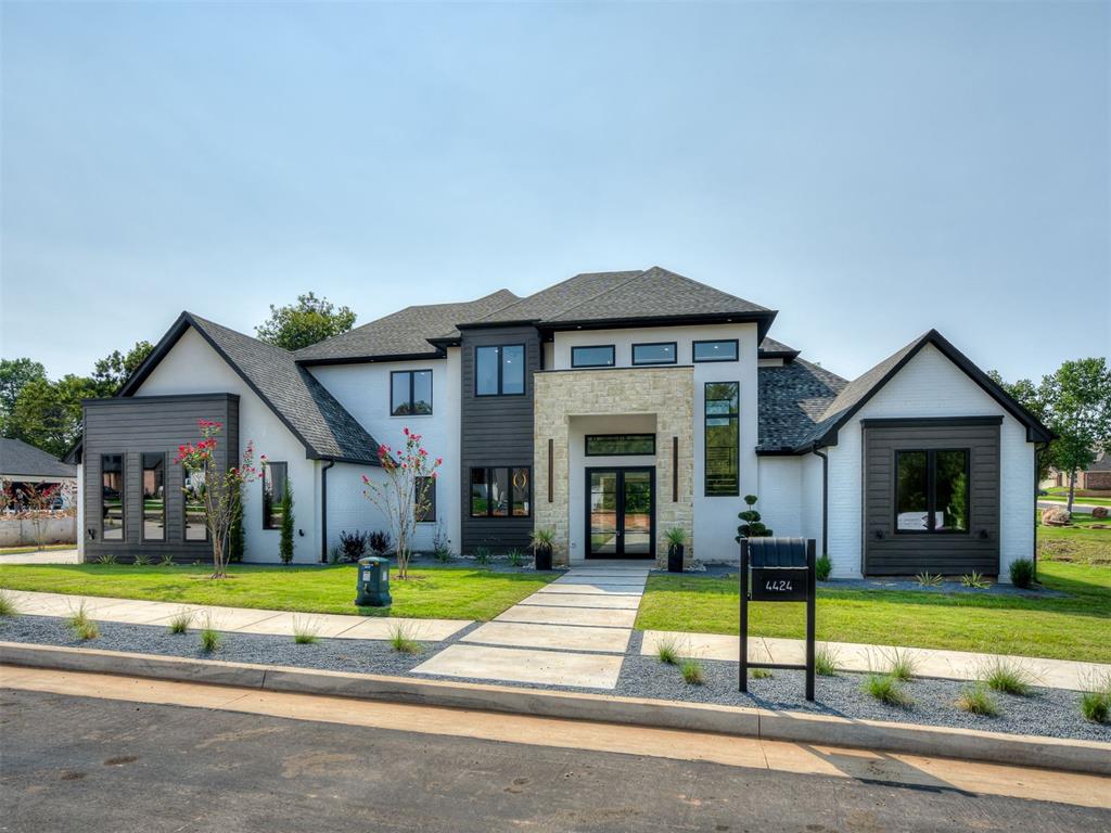 4424 Redbud Circle
