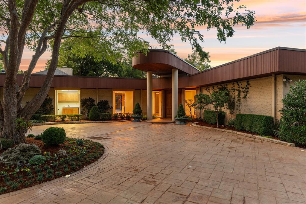 11113 Blue Stem Drive