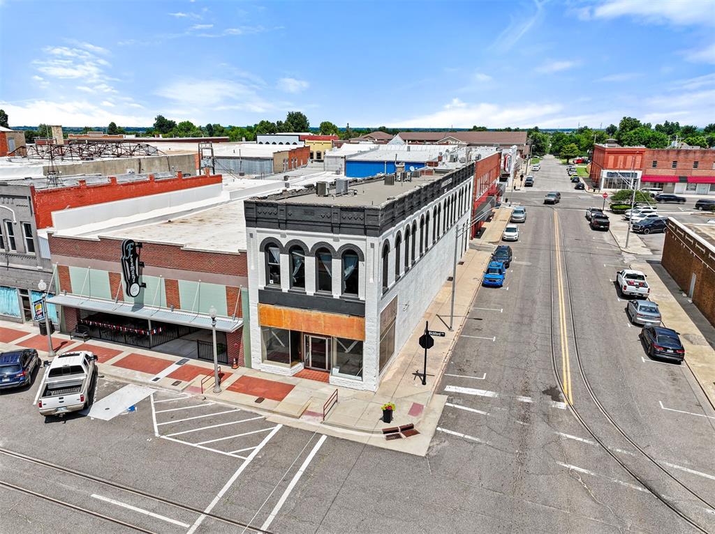 121 S Bickford Ave, El Reno, OK 73036