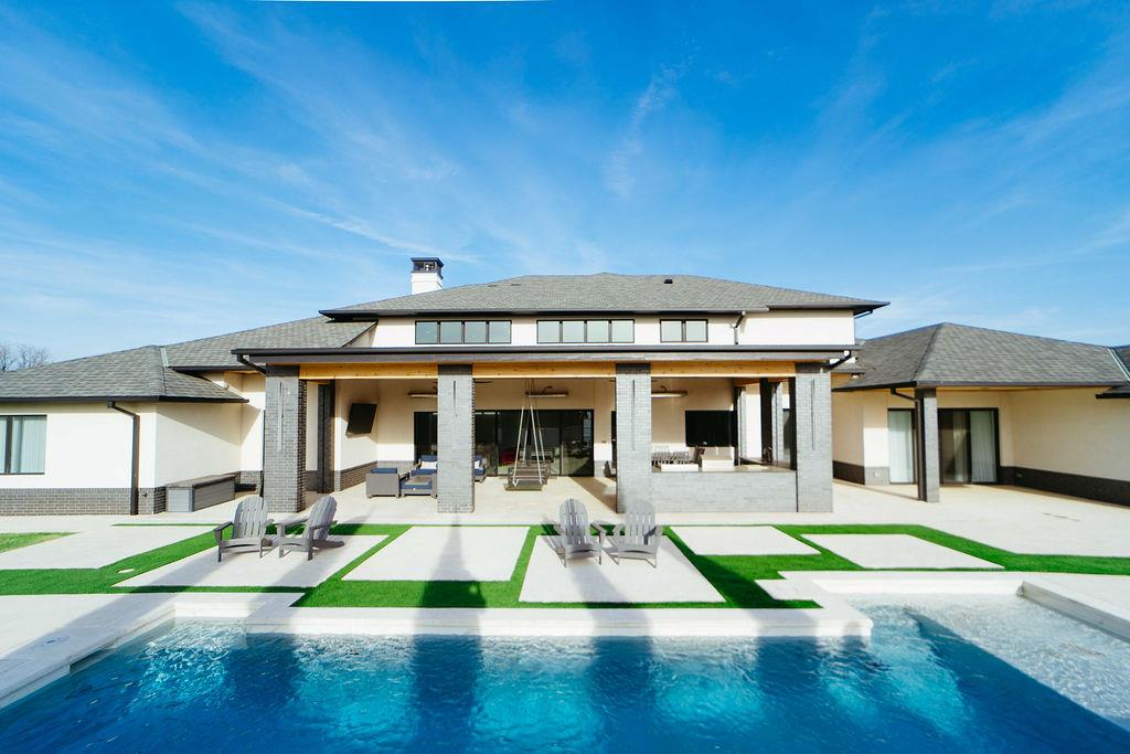 12901 Rivendell Drive