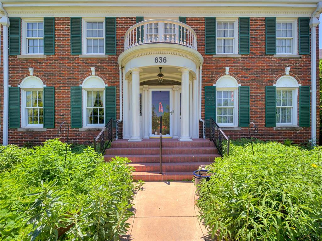636 NE 14th Street